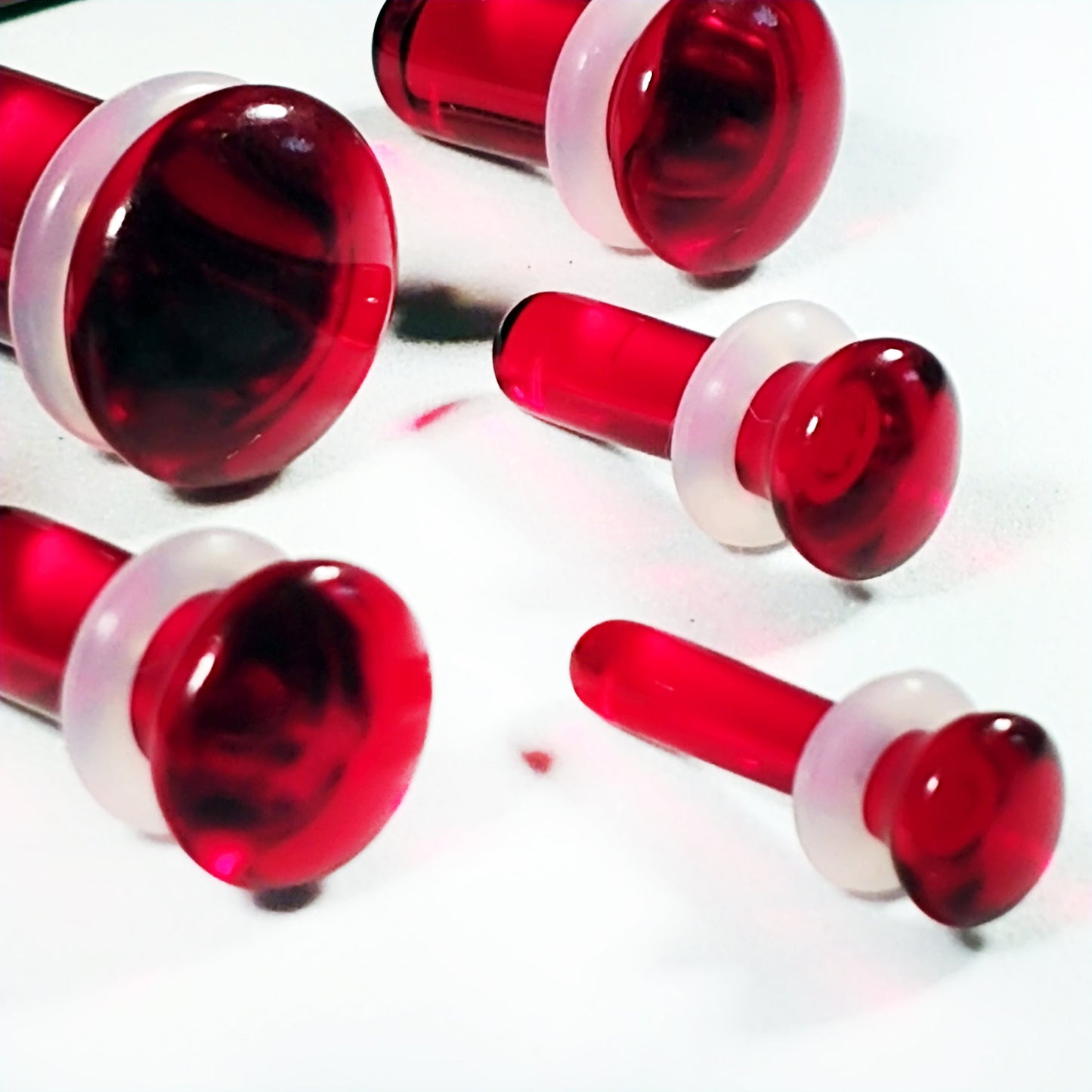 Dark Red Glass Single Flare Glass Plugs
