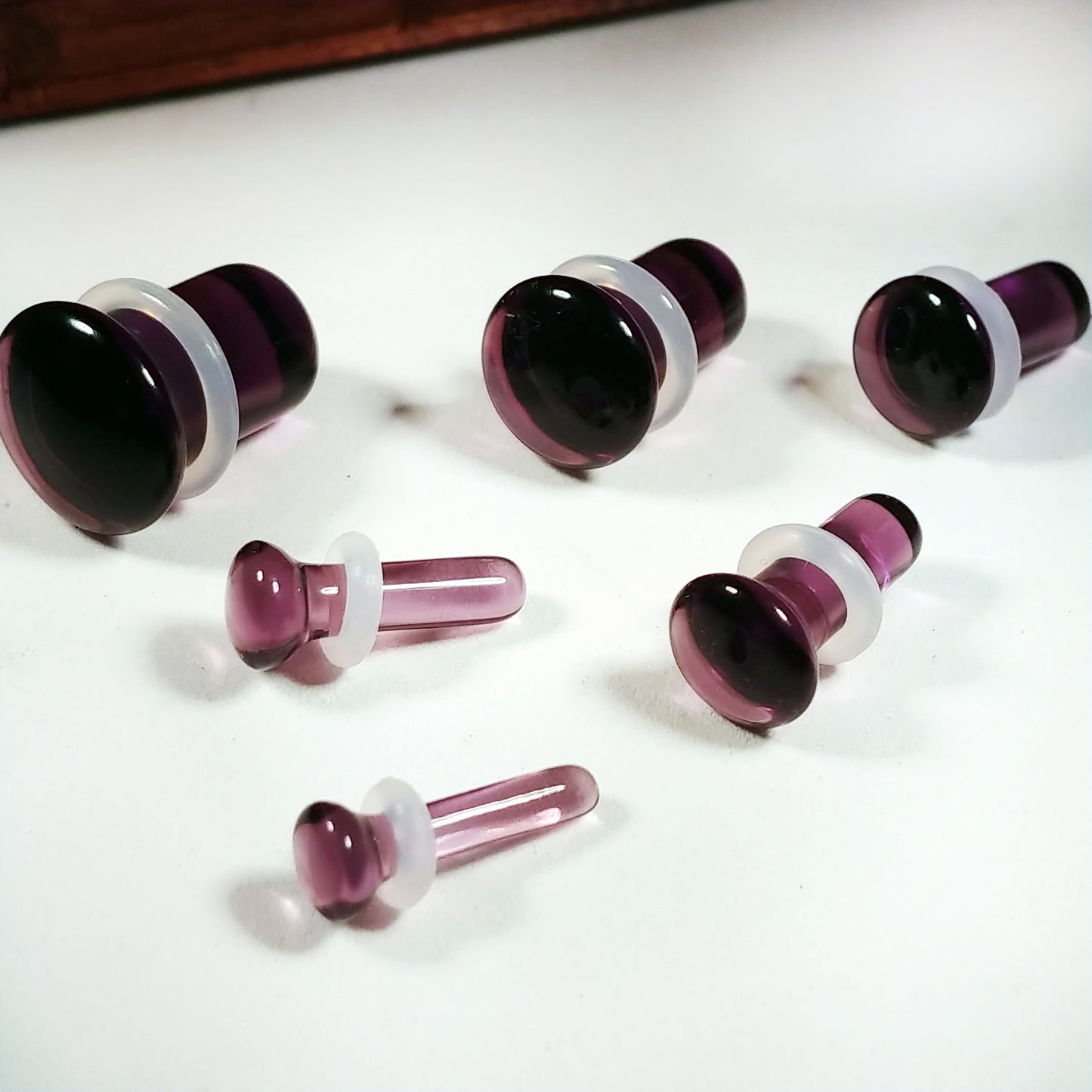 Dark Purple Single Flare Glass Plugs