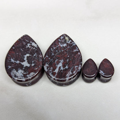 Teardrop Chicken Blood Stone Plugs