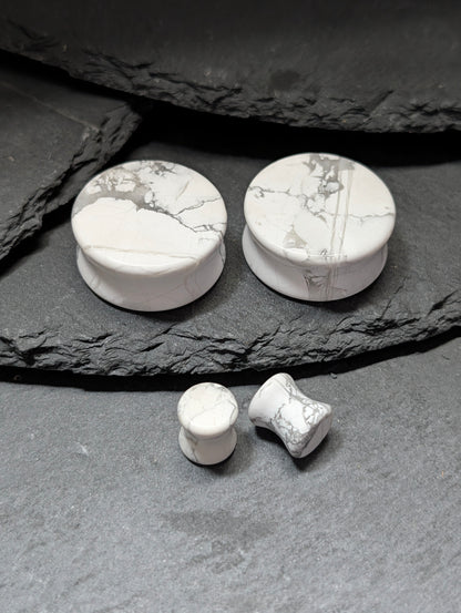 Classic Double Flare Howlite Stone Plugs