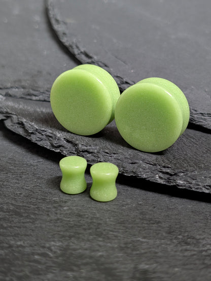 Concave Glow Glass Plugs
