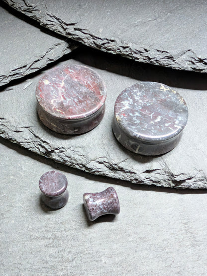Classic Double Flare Chicken Blood Stone Plugs