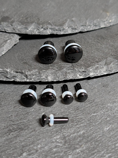 Black Agate Single Flare Stone Plugs