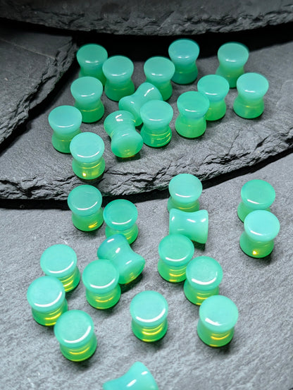 Classic Double Flare Light Green Glass Plugs